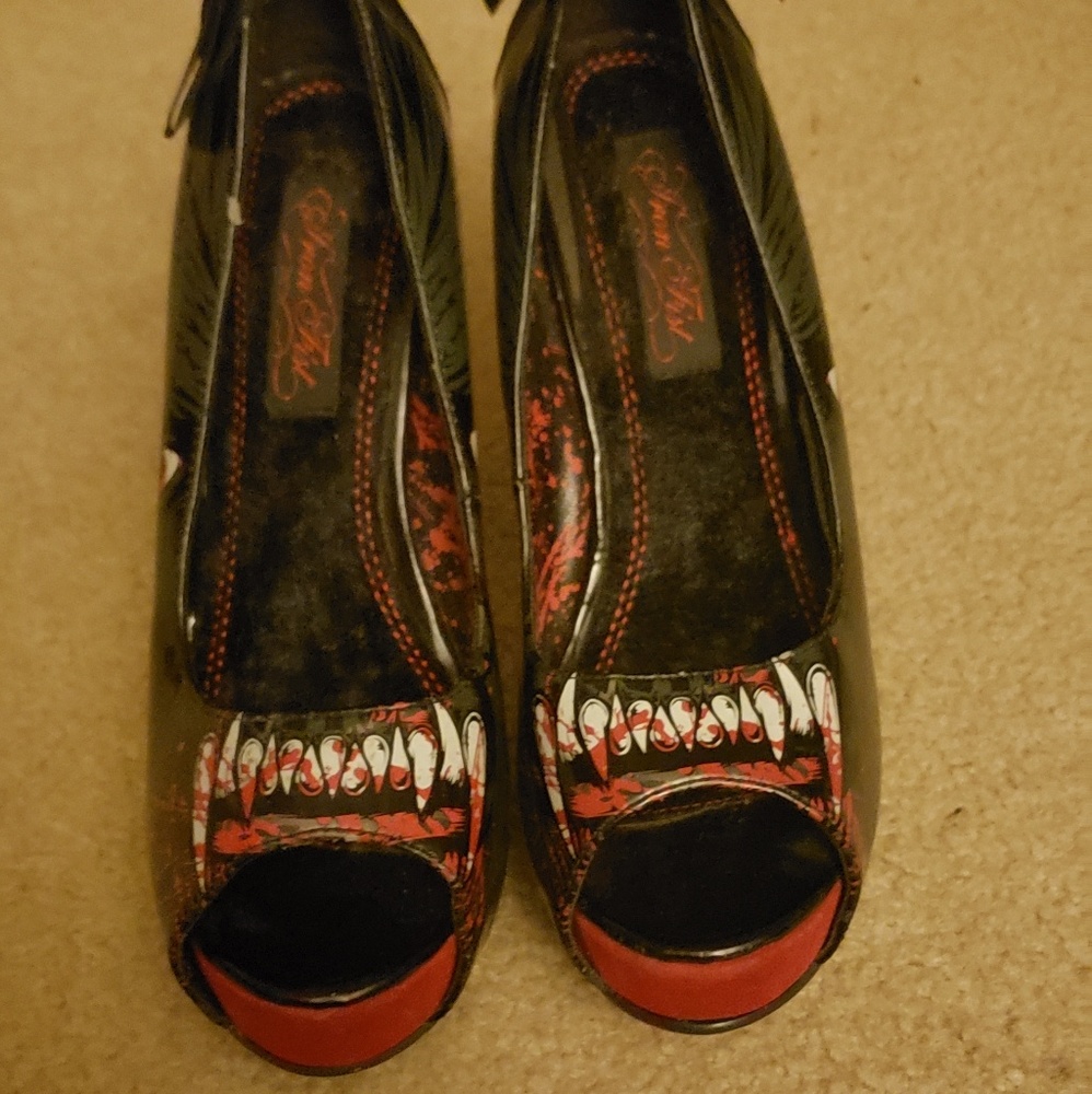 Iron fist werewolf heels